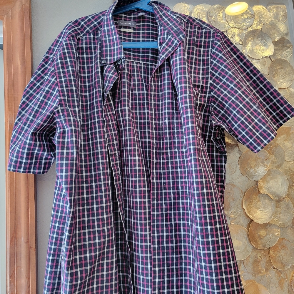 Van Huesen short sleeve button-down